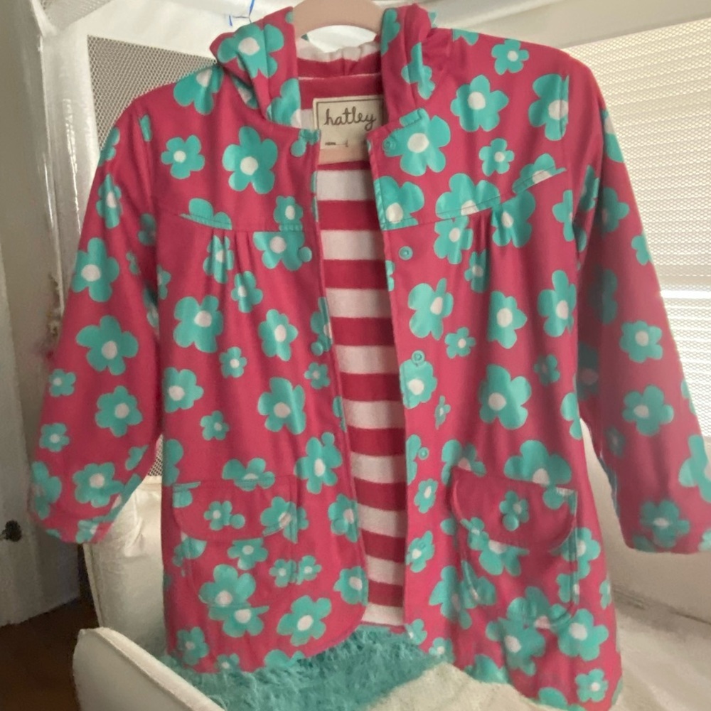Girls size 7 rain coat floral print by Hatley